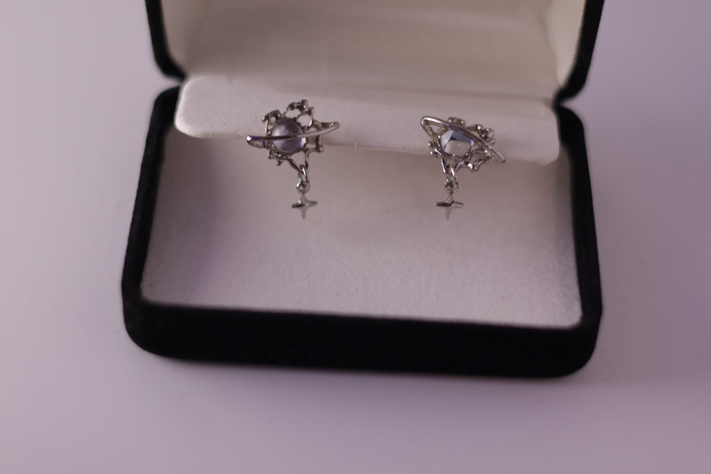 Celestial Orbit Pearl Earrings